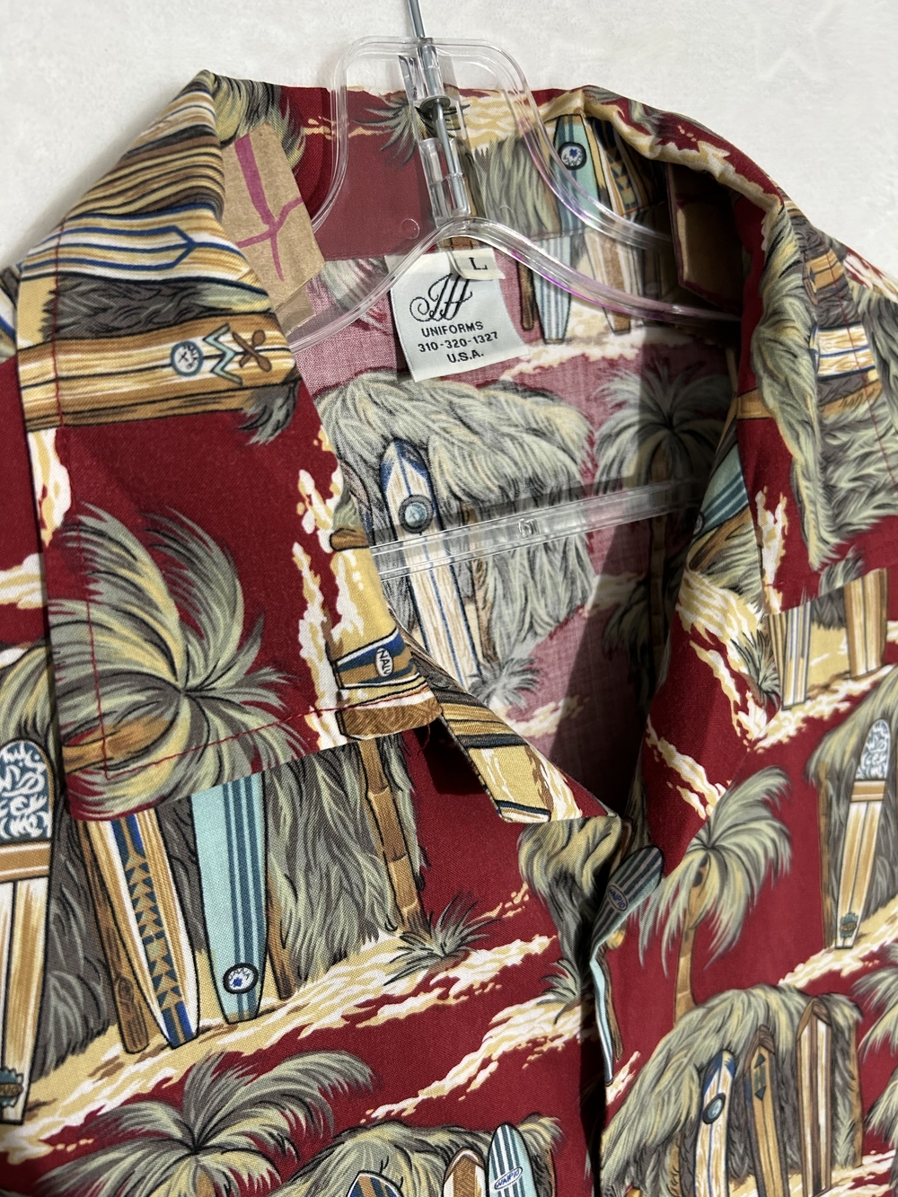 Men's Casual Red Tropical Surf Short-Sleeve Button-Down Shirt - Picture 3 of 3